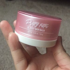 Touch in sol pretty filter glassy skin balm